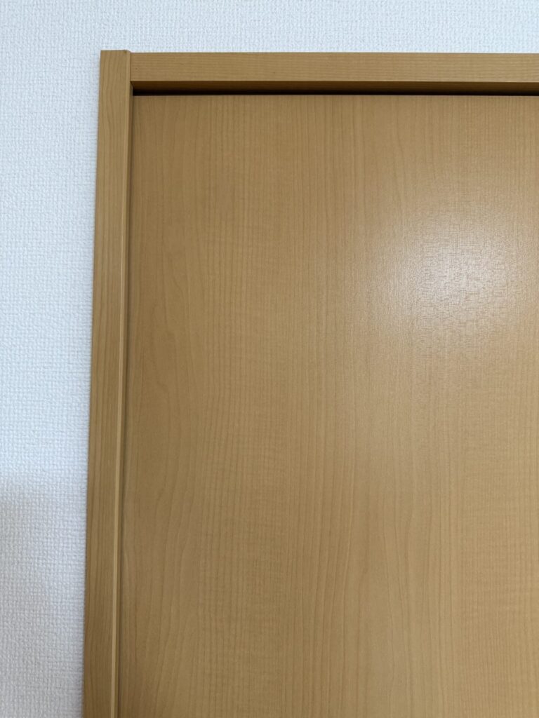 ドア表面シール剥がれ補修後